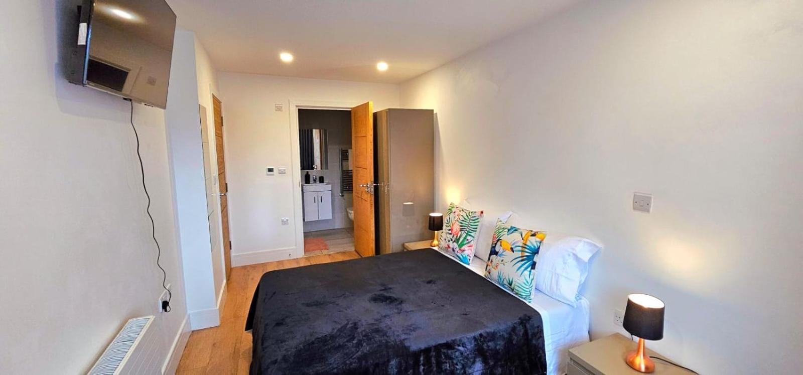 Penelope Ensuite Double Room Λονδίνο Εξωτερικό φωτογραφία