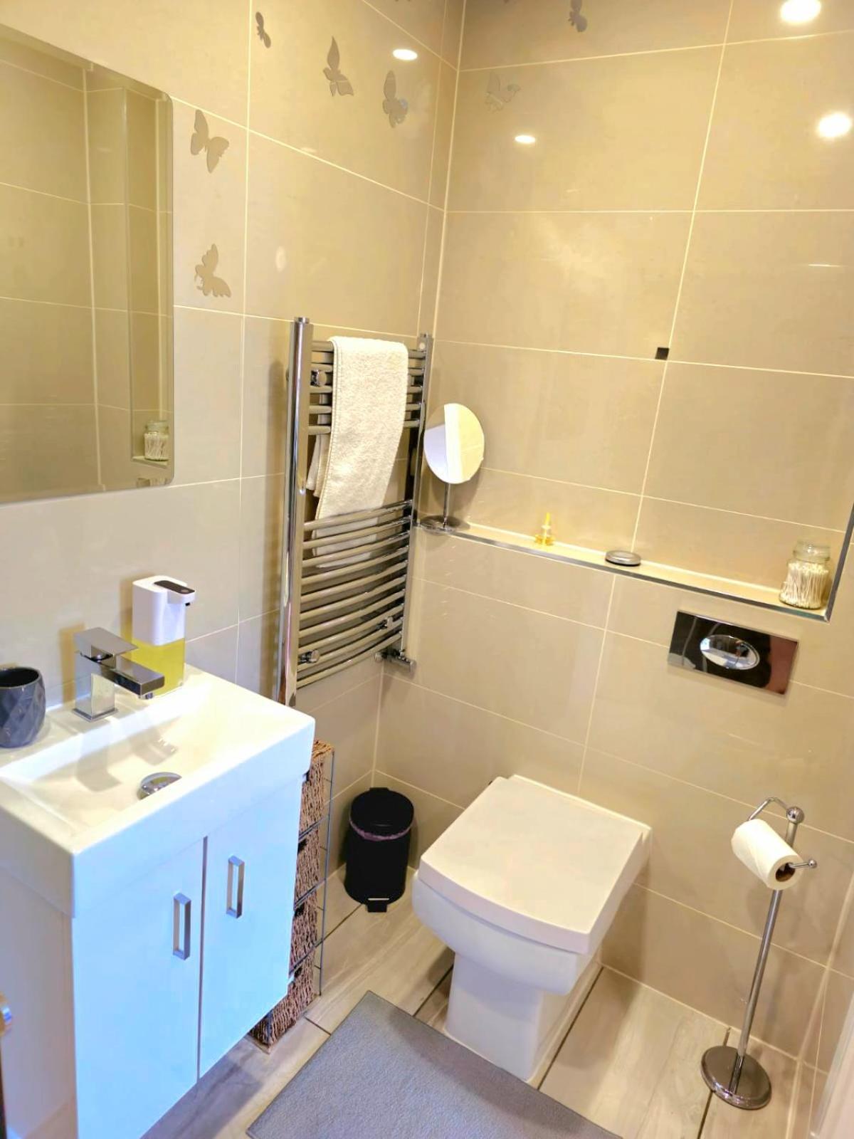Penelope Ensuite Double Room Λονδίνο Εξωτερικό φωτογραφία